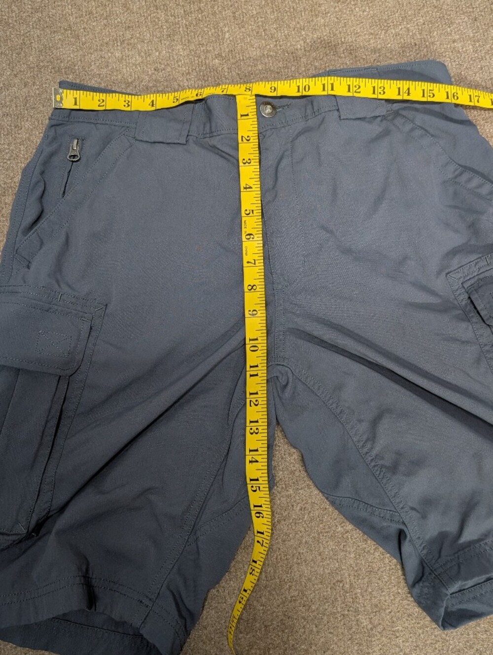Duluth Trading Co Dry on the Fly 11'' Gray Cargo Shorts (Large) - Picture 8 of 9